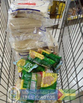 imagen 1 de la noticia se detectaron alimentos vencidos  en el supermercado ubicado en Avda. Ameghino 385publicada el 2023-06-02